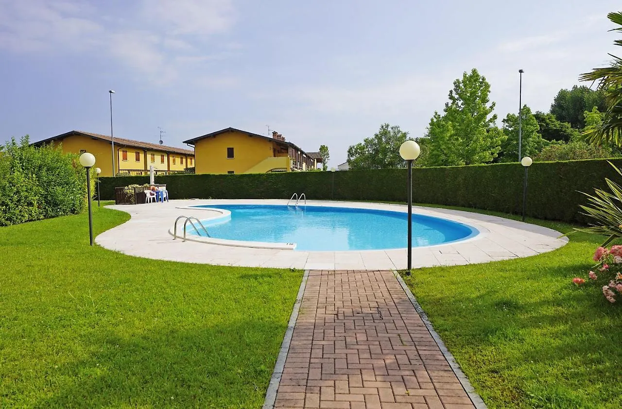Gardagate - Appartamento Il Giardino Romantico Sirmione 0*,